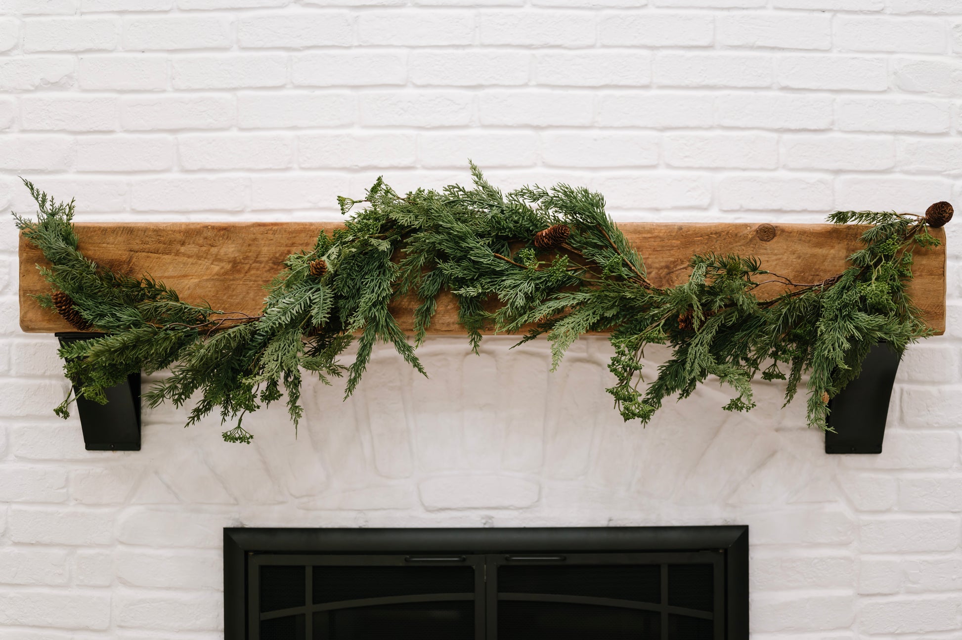 6' Spruce and Pine Christmas Garland
