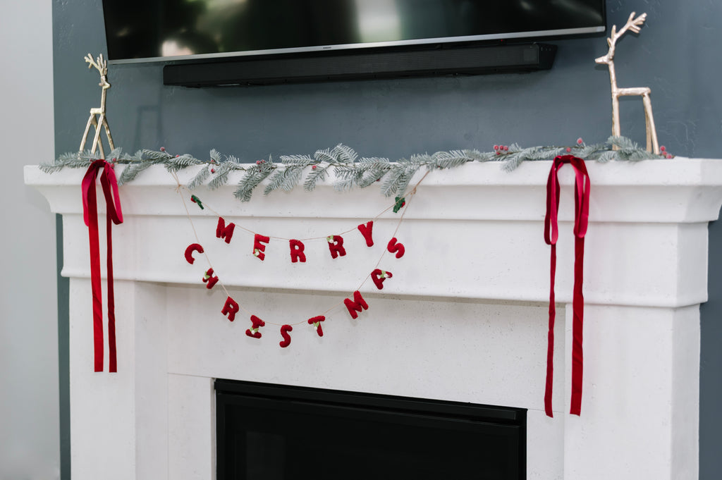 Merry Christmas Garland